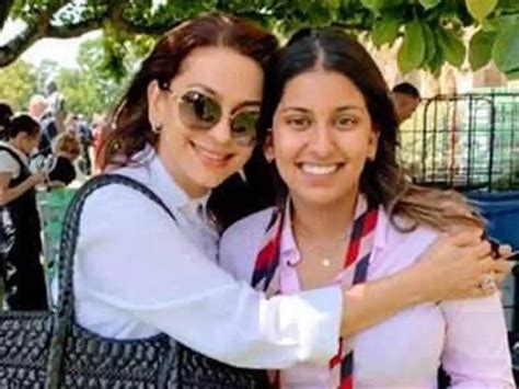 juhi chawla latest photo|Juhi Chawla shares new pics from daughter Jahnavi。